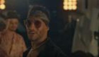 محمد رمضان يستعين بعادل إمام في أغنيته الجديدة (فيديو)