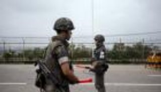 انشقاق نادر.. كوري جنوبي يهرب إلى الشمال