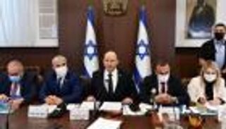 بينيت محذرا حماس: من يوجه صواريخ لإسرائيل يتحمل المسؤولية