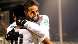 رياض بودبوز لاعب فريق سانت إيتيان الفرنسي