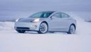 "تسلا" تهيمن على سوق السيارات في هذه الدولة