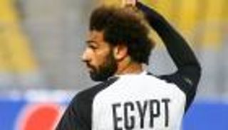 العائلة أولا.. منتخب مصر يعلن موعد انضمام محمد صلاح