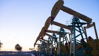 منصات نفطية - أرشيفية