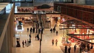 إحدى صالات مطار برلين الجديد