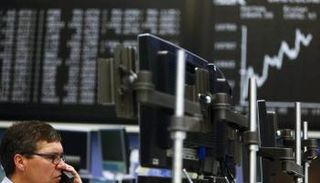 ذروة جديدة للأسهم الأوروبية بدعم البنوك والسفر