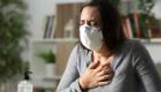 بعد تفشي أوميكرون.. نصائح لرعاية مرضى كورونا بالمنزل