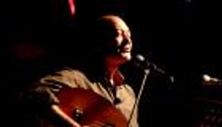 الموت يفجع علي الحجار