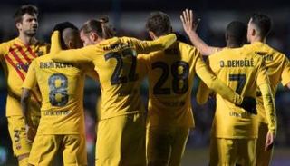 فريق برشلونة ضد ليناريس