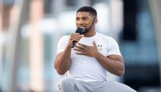 الملاكم العالمي أنتوني جوشوا