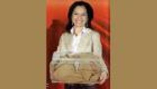 عباءة نصرالله للبيع.. "المدللة" تنفض وبر حزب الله اللبناني