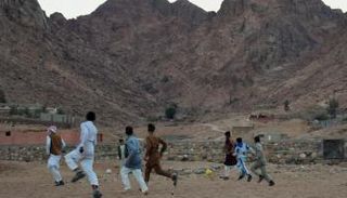 لعب كرة القدم في سانت كاترين