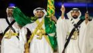 رقصات شعبية وألعاب نارية في احتفال إكسبو 2020 باليوم الوطني السعودي