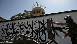 أحد عناصر طالبان - فورين بوليسي