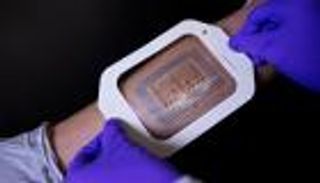 "ضمادة إلكترونية".. تراقب القلب والأوعية الدموية عدة مرات في اليوم