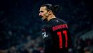 الدوري الإيطالي.. إبراهيموفيتش يلاحق كريستيانو رونالدو برقم مذهل