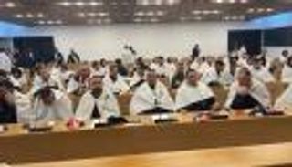 الكفن والتكتوك.. شاهد كواليس أول جلسة للبرلمان العراقي الجديد