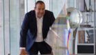 مخترع ليزر "الأتو ثانية" لـ"العين الإخبارية": طورت سرعة الميكروسكوب رباعي الأبعاد.. ولا أعمل للفوز بـ"نوبل"