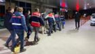 تركيا توقف 218 عسكريًا بتهمة "غولن"