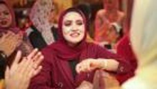 انتحار بسنت خالد يفتح باب الابتزاز الإلكتروني.. وعلياء تفخخ "رسائل المصريين"