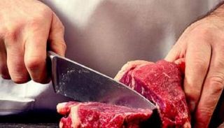 اللحوم غائبة عن مائدة اللبنانيين