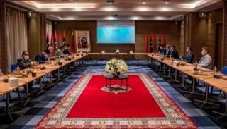 اجتماع سابق بين النواب والأعلى للدولة لحسم المناصب السيادية. (أرشيفية)