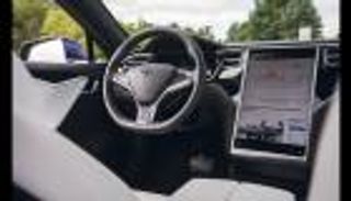  "تسلا" تحت حصار القراصنة.. كيف تنجو؟