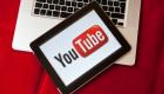 يوتيوب في قفص الاتهام وفيسبوك يلحق به.. أسلحة تضليل