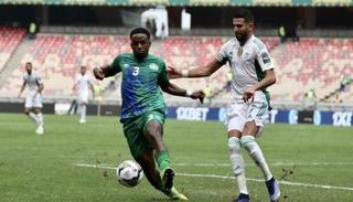 رياض محرز في لقاء الجزائر وسيراليون