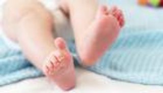 لين العظام عند الأطفال.. 8 نصائح لحماية صغيرك