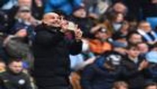 مان سيتي ضد تشيلسي.. جوارديولا يشعر بالخوف رغم الابتعاد بالصدارة