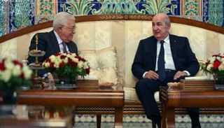 لقاء سابق بين الرئيسين الجزائري والفلسطيني - أرشيفية