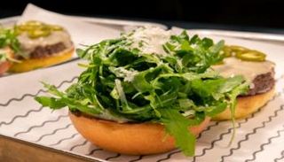 أحد الأطباق في 