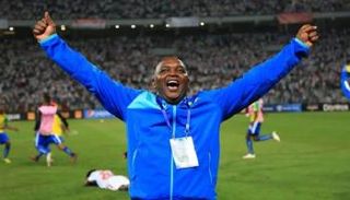 بيتسو موسيماني مدرب الأهلي ضد الزمالك