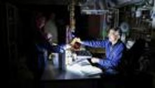 لبنان "معزول".. انقطاع الإنترنت بسبب نقص الوقود