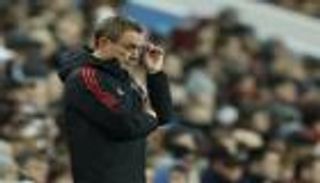 أعلن تمرد لاعبه.. رانجنيك يفتح النار بعد مباراة أستون فيلا ضد مان يونايتد