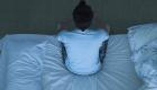 بعد معاناة الملايين من "أرق كورونا".. إليكم طريقة للنوم طوال الليل