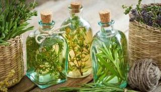 هناك مجموعة من الزيوت الأساسية المفيدة للبشرة