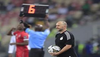 جمال بلماضي مدرب منتخب الجزائر