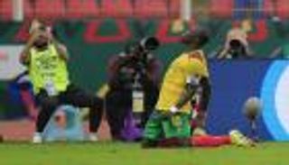 هداف كأس أمم أفريقيا.. مهاجم النصر السعودي يطارد إيتو بلدغة جديدة