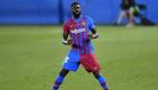 بعد تمديد عقده.. أومتيتي يعود إلى غرف عمليات برشلونة