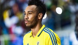 بيير إيميريك أوباميانج مهاجم أرسنال