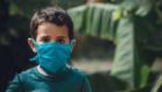 بعد وفاة رضيع بكورونا.. احترس من هذه الأعراض لدى الأطفال