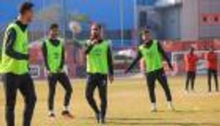 مشادة وتهديد وإصابات.. الأزمات تحاصر الأهلي قبل كأس العالم للأندية