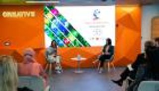 سلسلة تأثير إكسبو لايف.. إثقال المرأة بالأعباء يضرب الاقتصادات