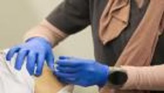 الإمارات تقدم 39 ألف جرعة جديدة من لقاح كورونا