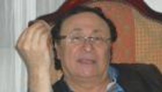 طرد مخرج من شقته يثير ضجة في مصر.. والداخلية تكشف التفاصيل