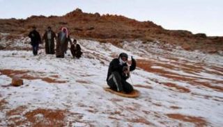 ثلوج فوق مرتفعات السعودية الشمالية