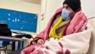 "طالب البطانية" يثير جدلا وتعاطفا في لبنان.. هل لـ"هبة" علاقة؟