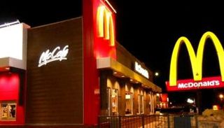 تعطل الواردات إلى ماكدونالدز يثير 