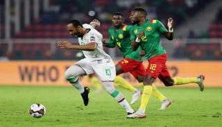 الكاميرون ضد جزر القمر 